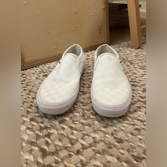 Checkered Slip-On Vans Shoes - Picture 5 of 9